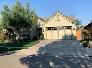 1245 Lakeshore Dr, Lodi, CA 95242