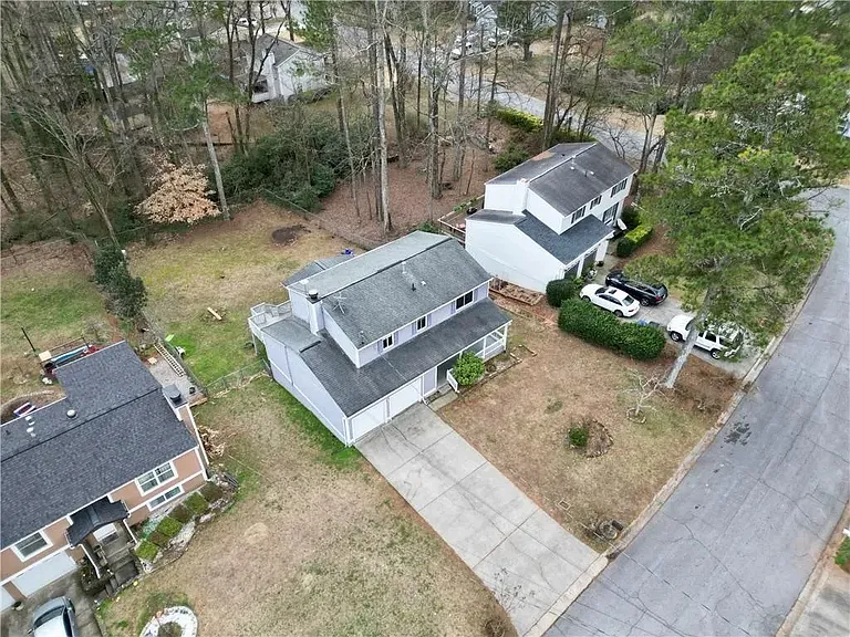4608 Rosemear Ct — Photo 3