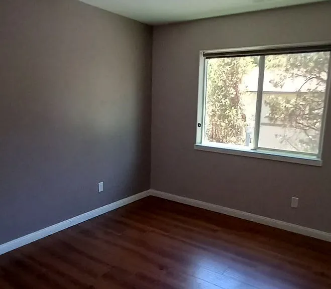 589 Moreno Ln — Photo 6