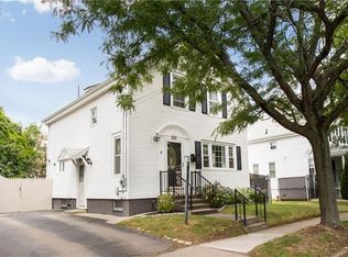 202 Summit St, East Providence, RI 02914