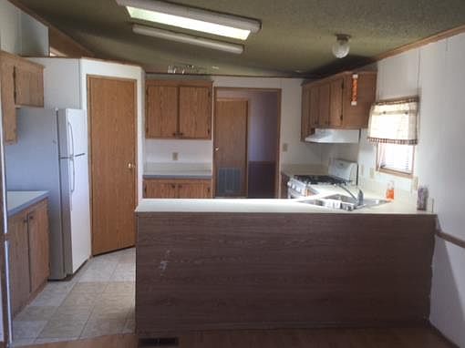4th image of 1150 Anthony Dr