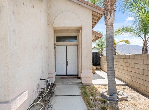4th image of 11361 Zinnia Ln