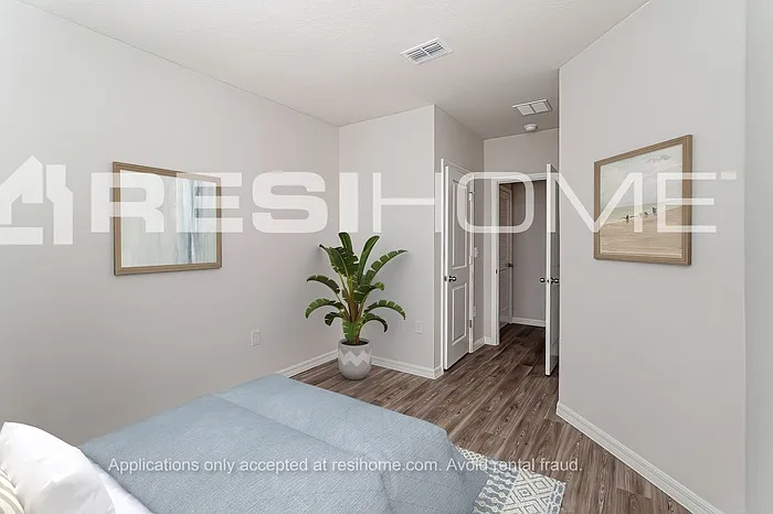 28447 Wave Crest Pl — Photo 7