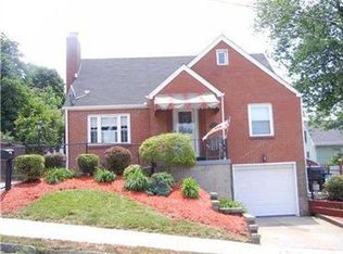 4 2nd St, Washington, PA 15301