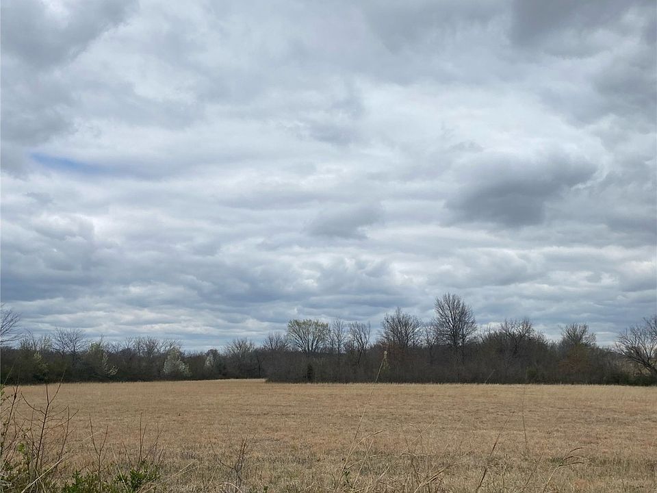 2nd image of E 720th Rd