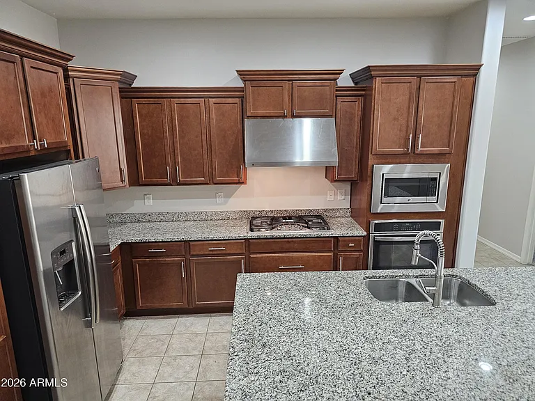 2253 S Wallrade Ln — Photo 5