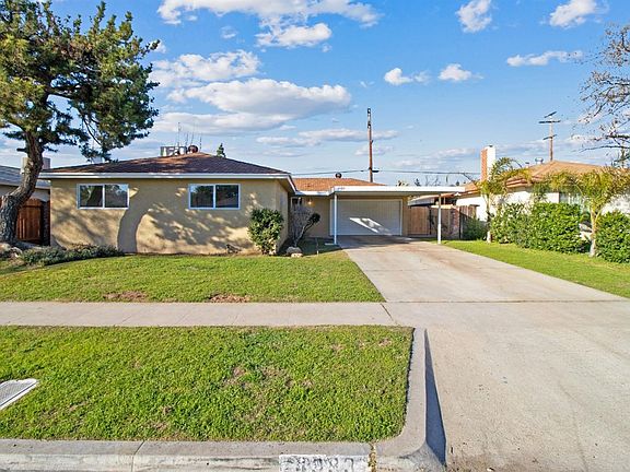 2nd image of 4983 E Carmen Ave