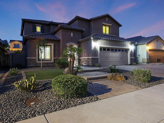2nd image of 10746 W DESERT ELM Lane
