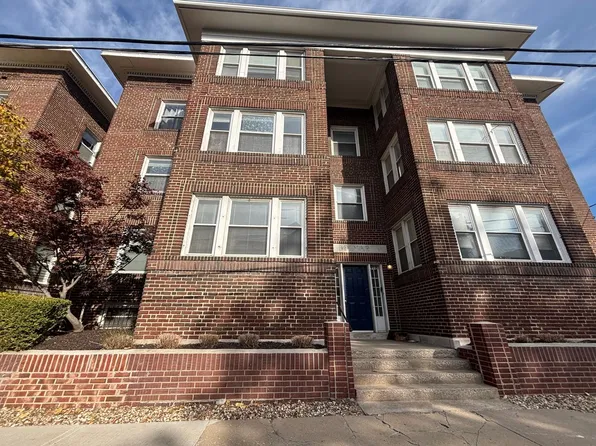 The Belmar, 916-918 E 39th St #918-2E, Kansas City, MO 64109