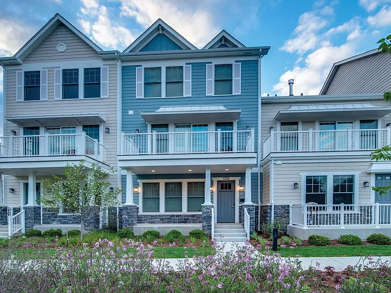 Eldridge Townhome Rentals — Photo 21