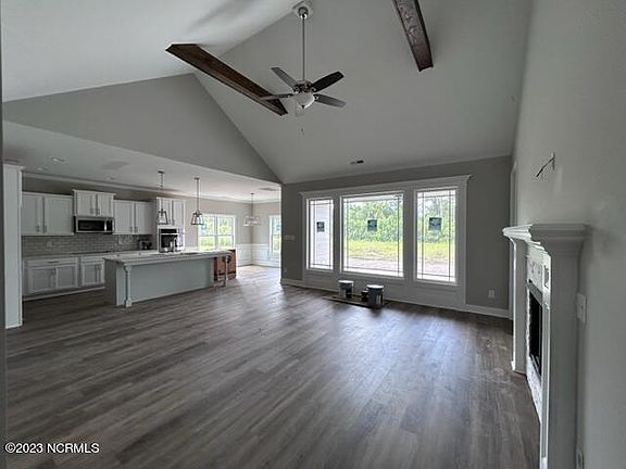 5th image of 407 Taylorwood Drive