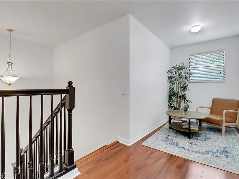11295 Red Bluff Ln — Photo 20