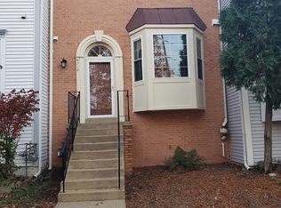 6718 Scott Ter, Centreville, VA 20121