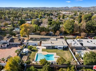 6228 Sale Ave, Woodland Hills, CA