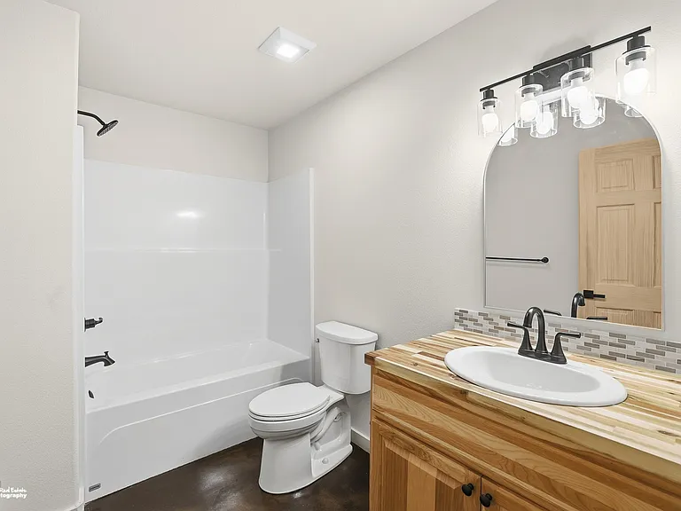 1000 2nd St #1 — Photo 15