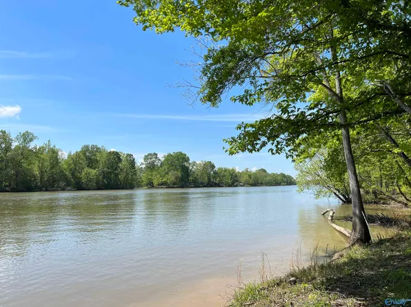 1475 County Road 182, Cedar Bluff, AL 35959