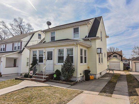 3rd image of 34 Vincent Ave