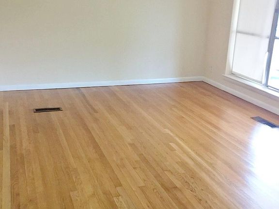 5th image of 5228 Loblolly Ln