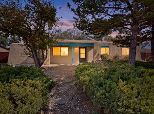 2407 San Patricio Ct, Santa Fe, NM 87505