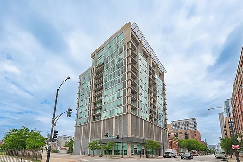 700 W Van Buren St #1404 Photo 1 700 W Van Buren St #1404 Photo 1