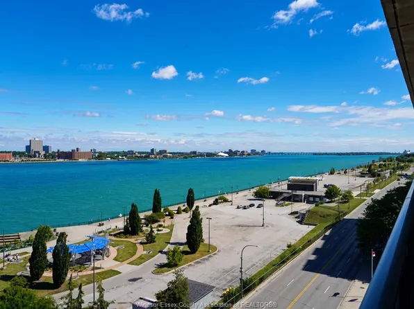 111 Riverside Dr E #903, Windsor, ON N9A 2S6