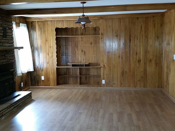 Hardwood floor throughout first floor