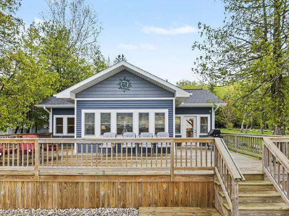 4103 Burch Ter, Central Lake, MI 49622