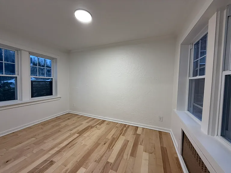 97 Greenvale Ave #1 — Photo 7