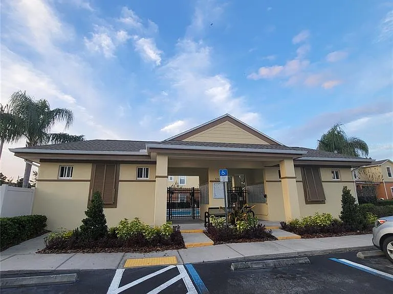 4060 Winding Vine Dr — Photo 221