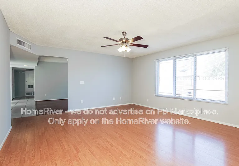 3920 W Solano Dr N — Photo 3