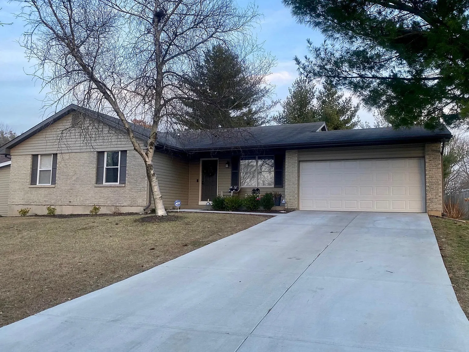 404 Timberidge Dr photo 1