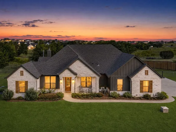 1095 Pioneer Xing, Weatherford, TX 76088