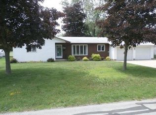 1460 Princeton Rd, Manistee, MI 49660