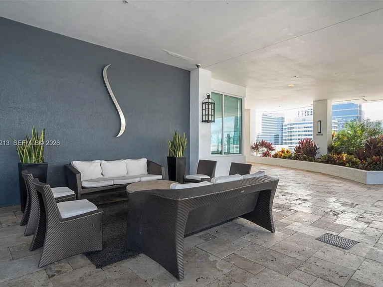 315 NE 3rd Ave #1805 — Photo 32