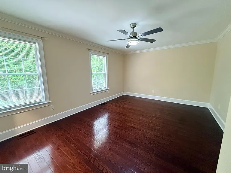 10 Devon Ct — Photo 31