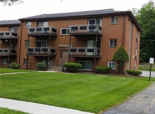 26 Tanager Rd APT 2606, Monroe, NY 10950