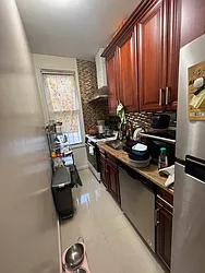 Rented by REALTY QUEST NEW YORK INC