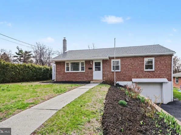 11 W Highland Ave, Enola, PA 17025