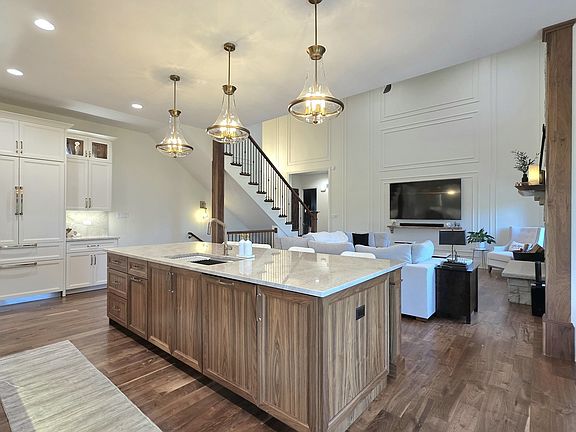 5th image of 7820 W San Marco Ct