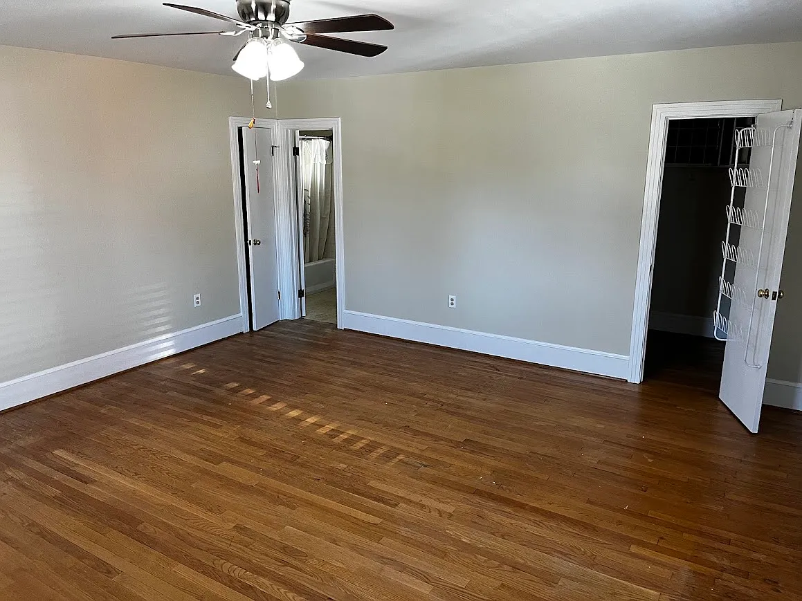 4 bed, 1352 sqft, $1,100 — Photo 4