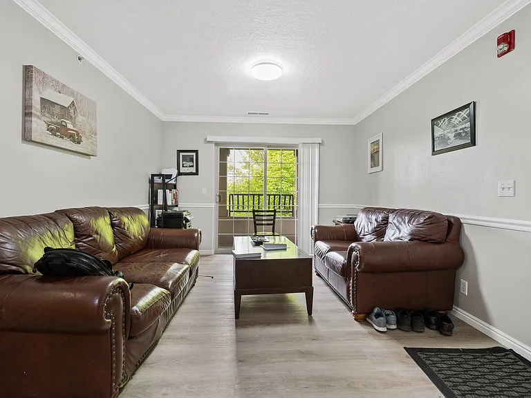 543 N University Ave #307 — Photo 5