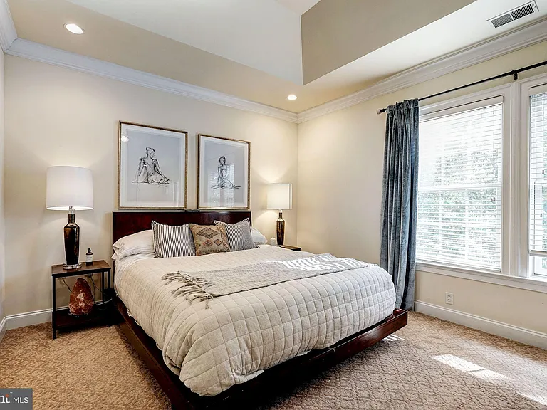 8105 Maya Ct — Photo 25