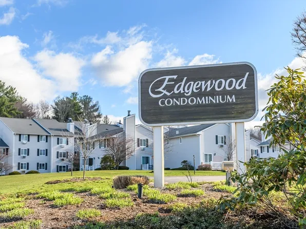 4 Erick Rd APT 96, Mansfield, MA 02048