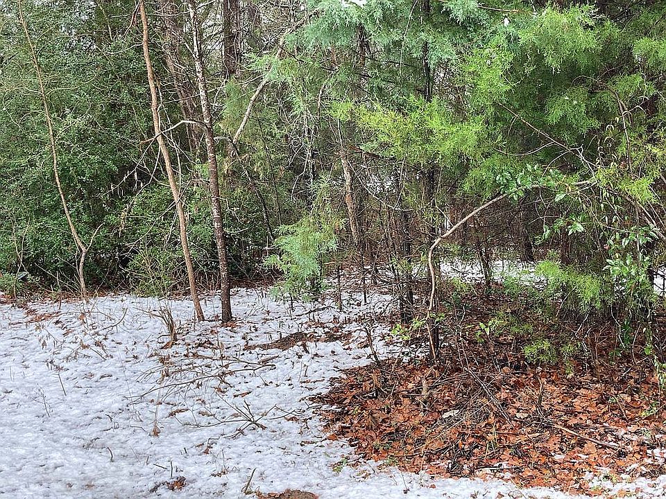 1st image of 379 Elizabeth Dr
