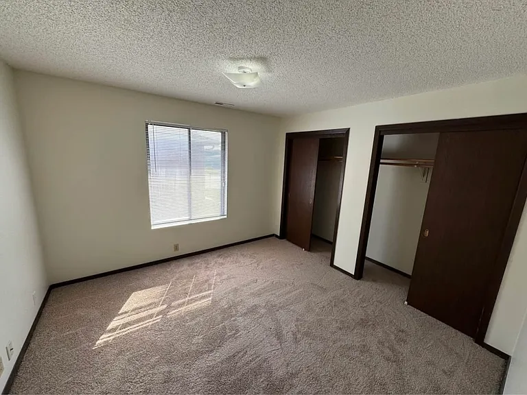 1930 G St #5 — Photo 6