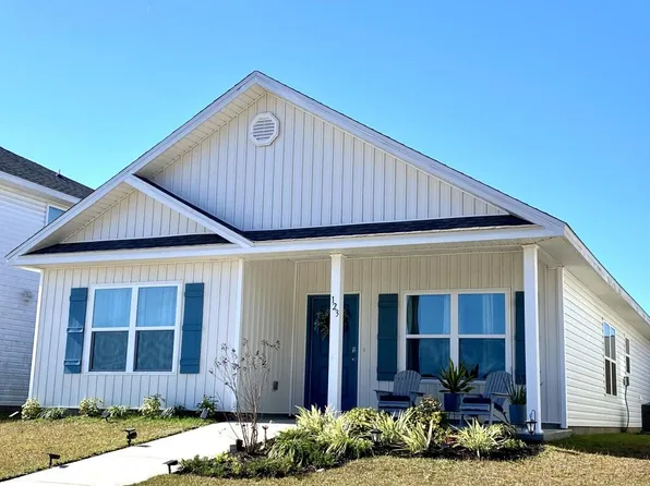 123 Staggerbush St, Freeport, FL 32439