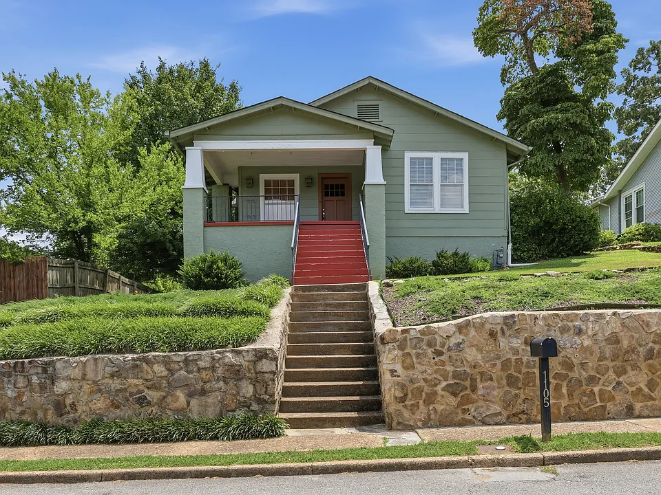1105 Westwood Ave
