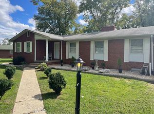 14003 Lakeview Dr, Gainesville, VA 20155