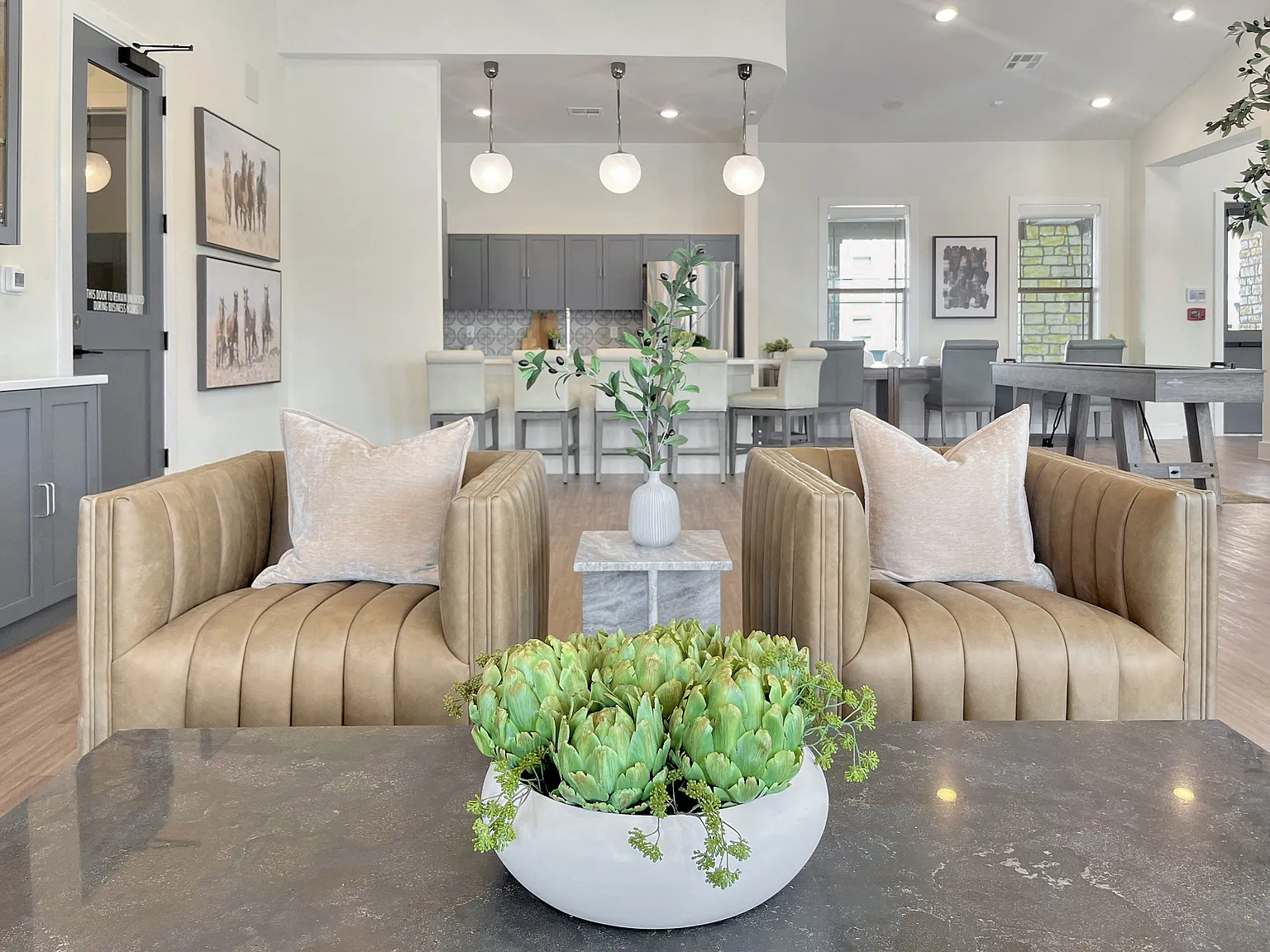 The Lantana Apartments — Photo 4