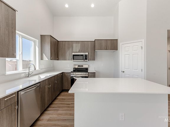 4th image of 19289 Susquehanna Way